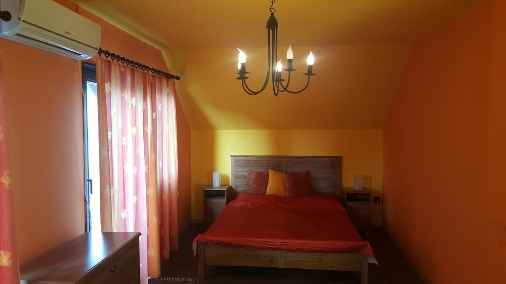 Nador Apartman Appartement Balatonlelle Buitenkant foto
